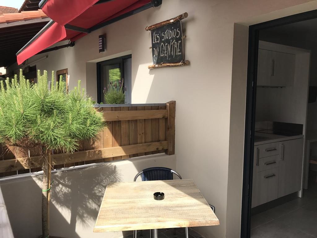 Terrasse ensoleillée d'un studio à La Teste de Buch
