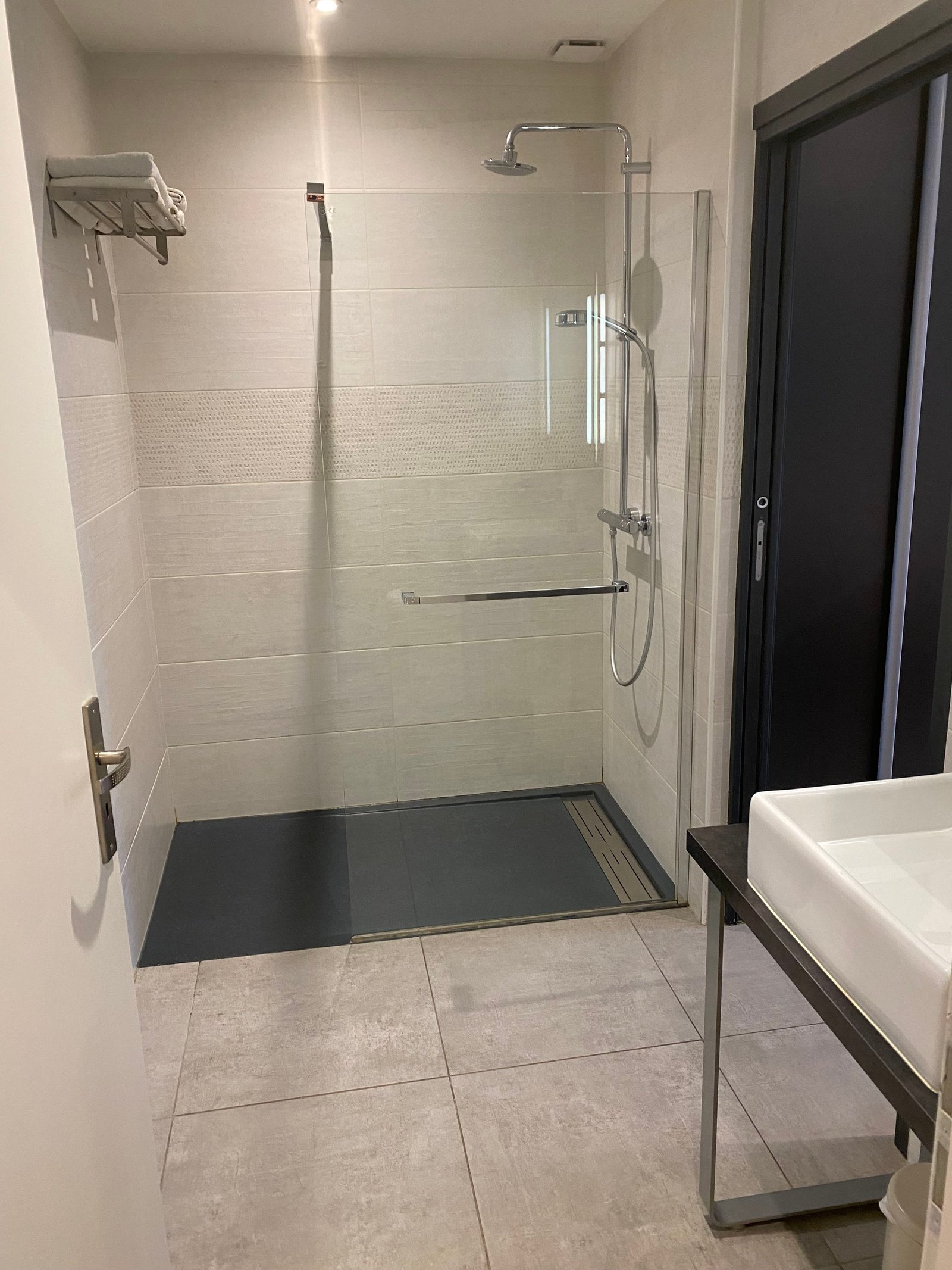Douche grand format