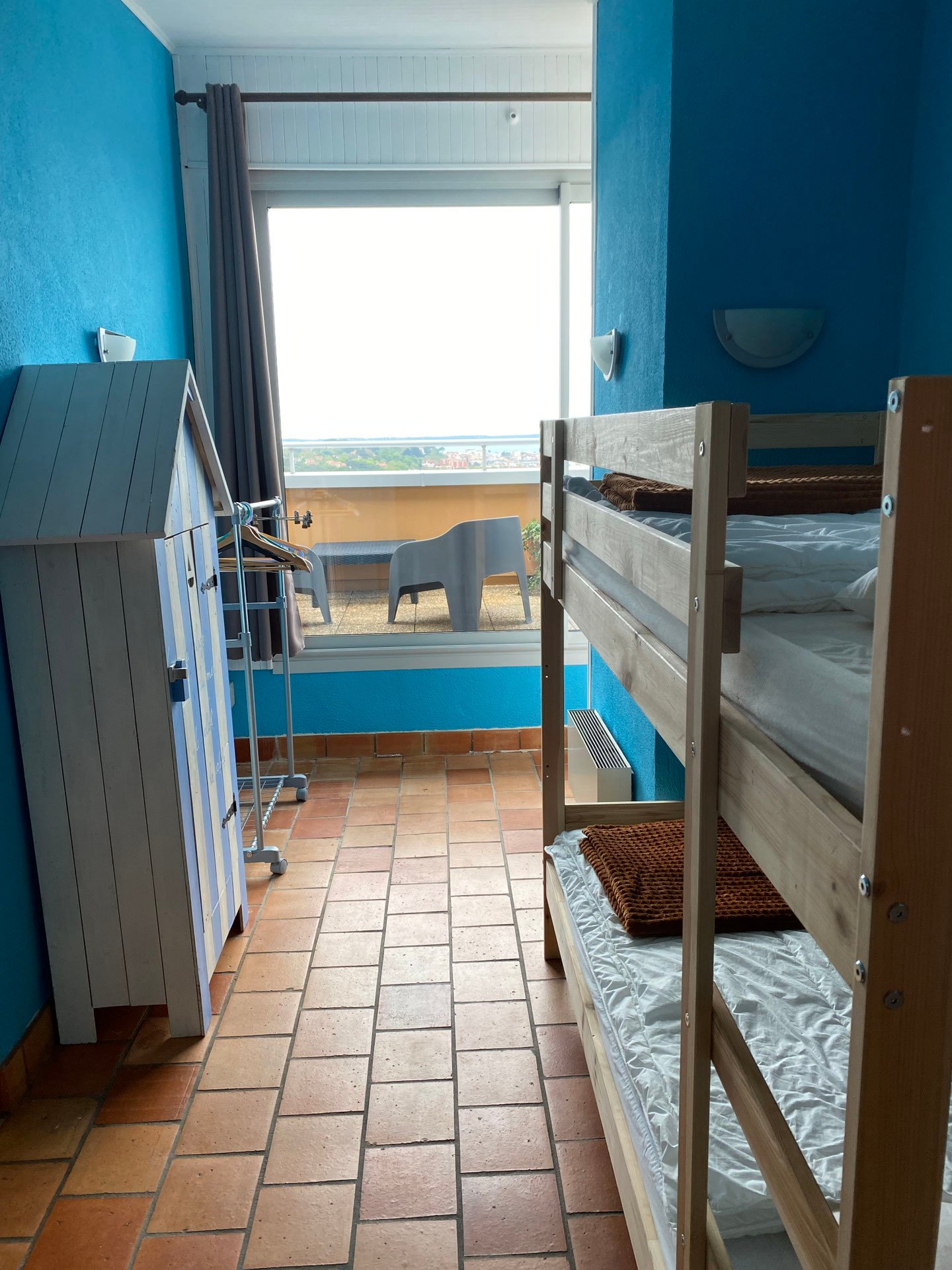 Deuxième chambre avec lits superposés