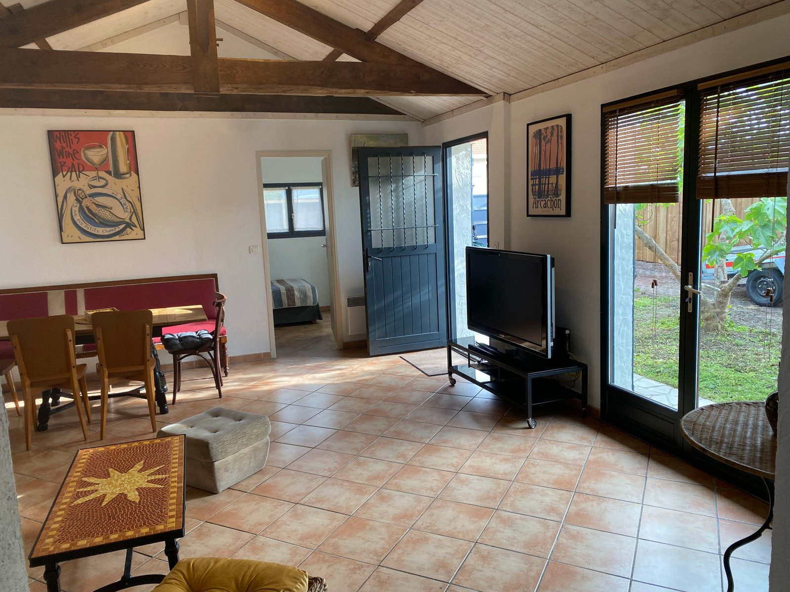 Espace de vie donnant sur le jardin